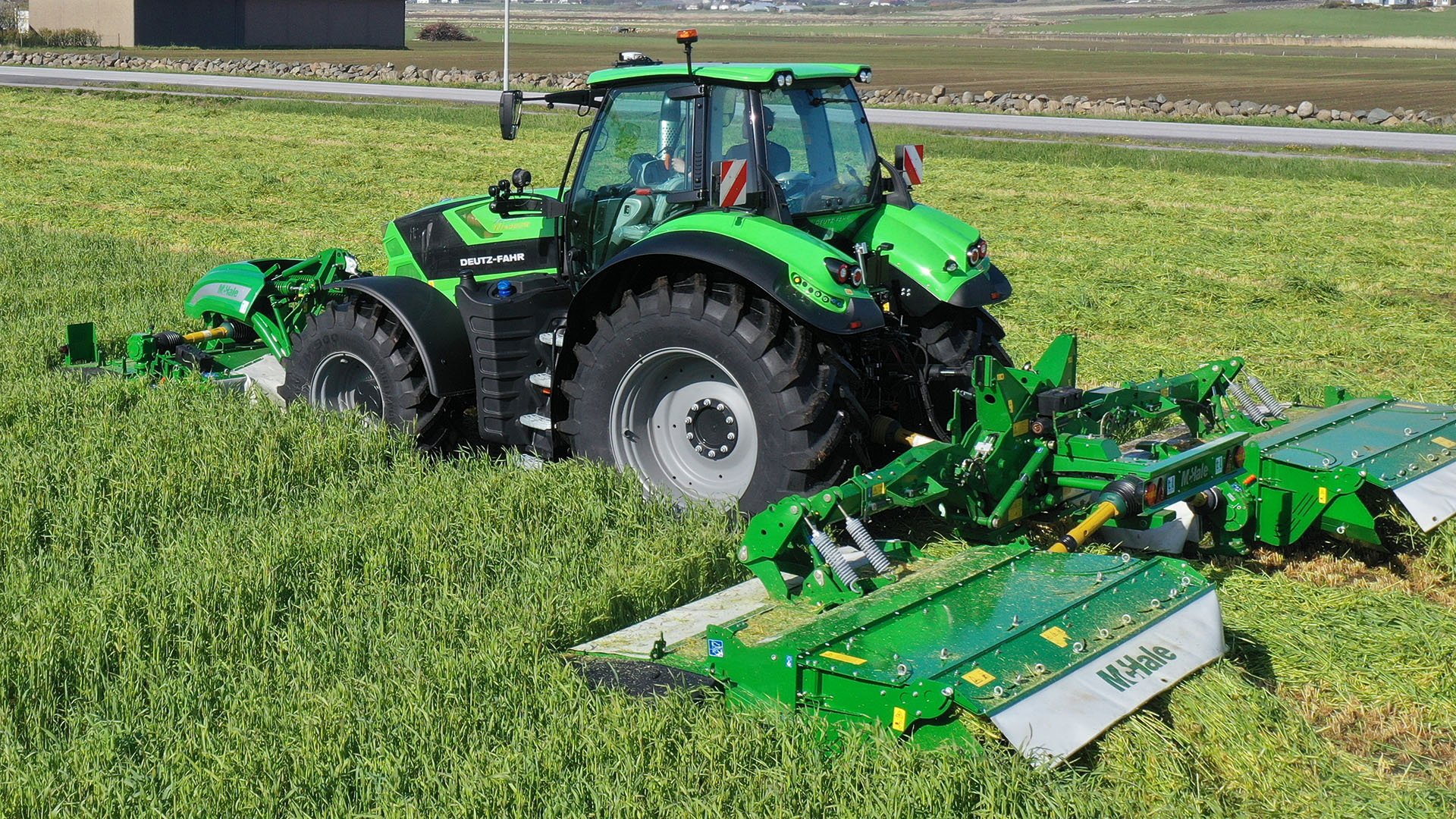 Deutz-Fahr 7250_001 McHale B9000